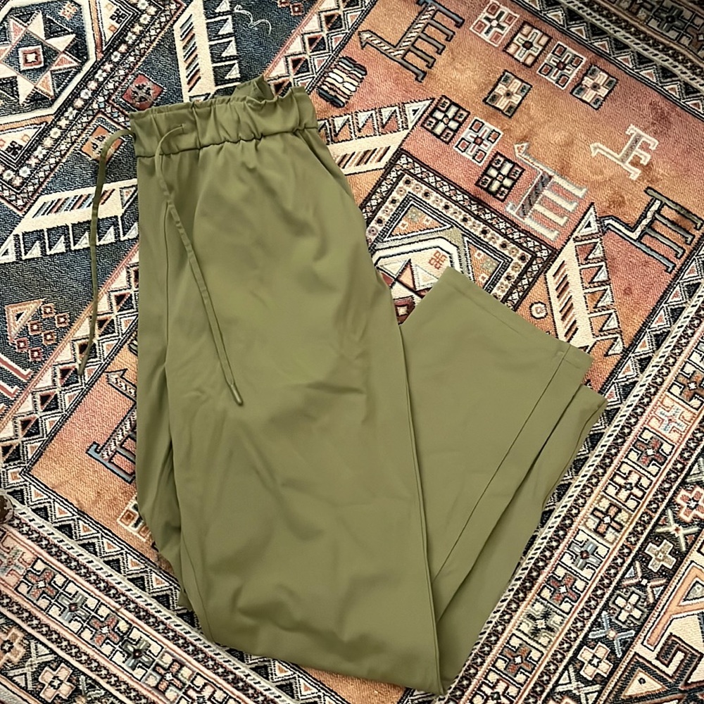 LuluLemon On the Fly pants High Waisted